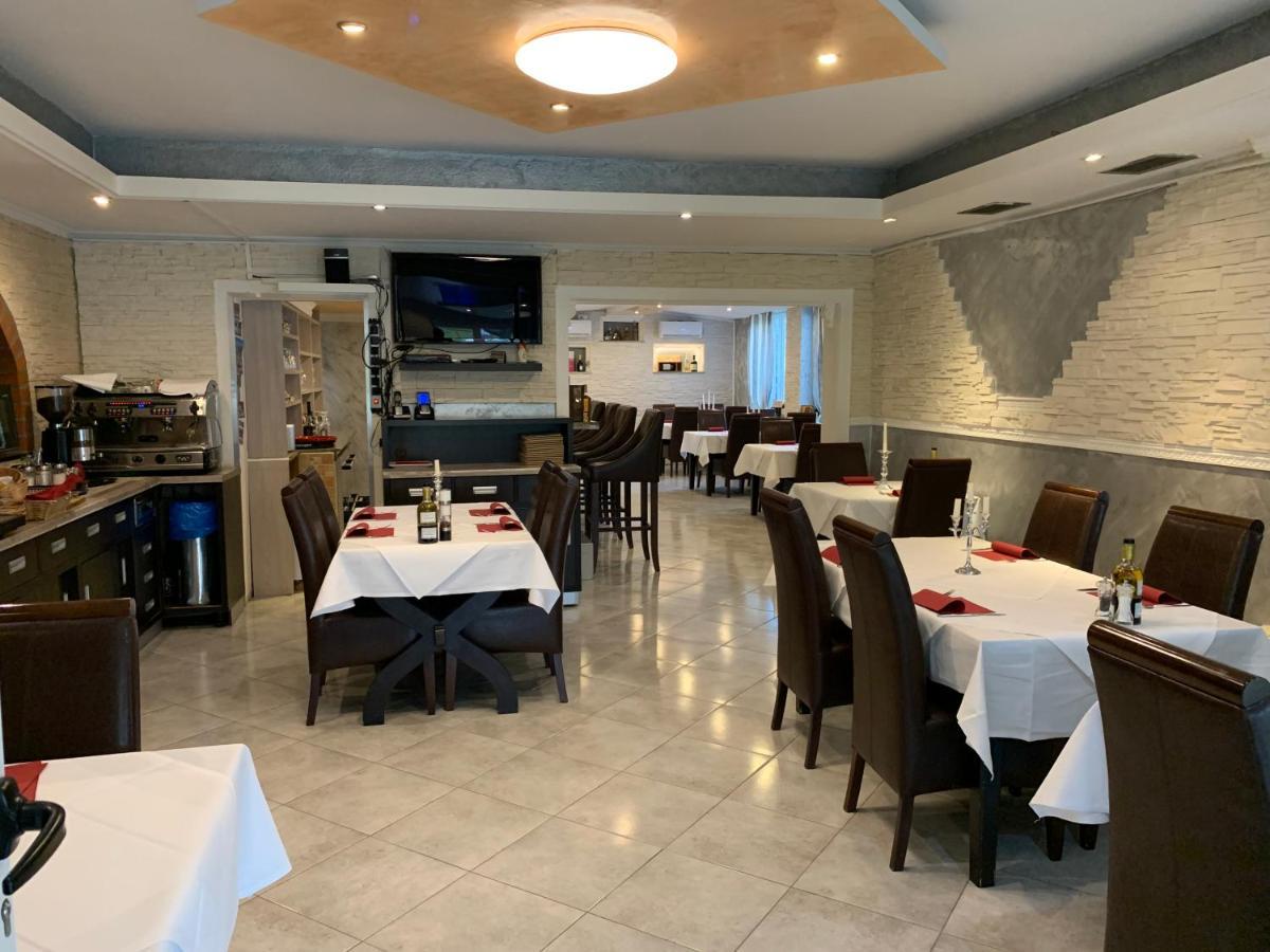 Hotel Ristorante Sicilia Tappenbeck Екстериор снимка