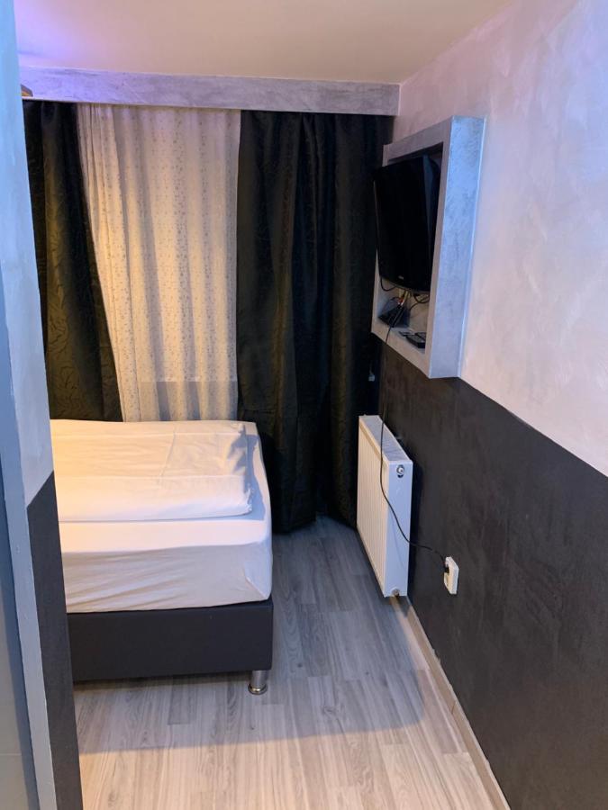Hotel Ristorante Sicilia Tappenbeck Екстериор снимка